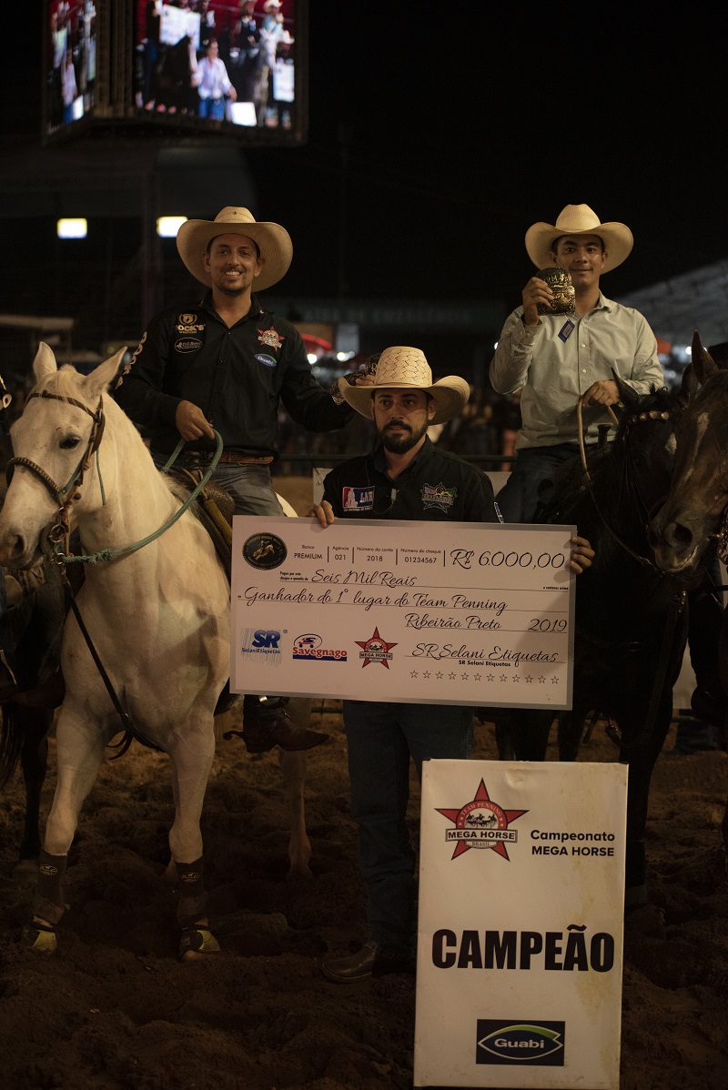 Vencedores do Team Penning (Crédito Drone JC Produções)